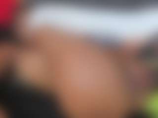 YayaHilton's Live Sex Cam Show