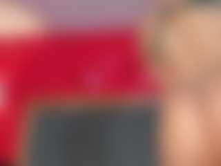 YayaHilton's Live Sex Cam Show