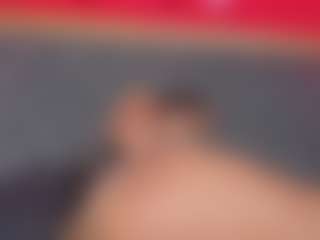 YayaHilton's Live Sex Cam Show