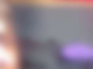 YayaHilton's Live Sex Cam Show