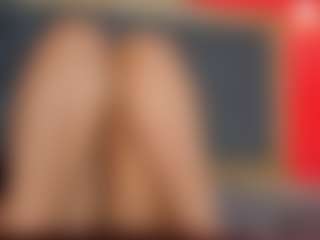 Live cam show with YayaHilton - Small Tits on Camsoda