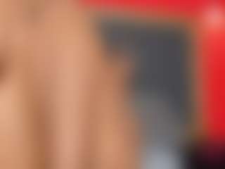 Live cam show with YayaHilton - Dirty on Strip Flash - Live Sex Shows