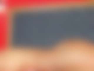 Live cam show with YayaHilton - Dirty Talk on Camsoda