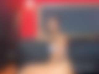 YayaHilton's Live Sex Cam Show