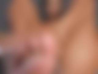 YayaHilton's Live Sex Cam Show
