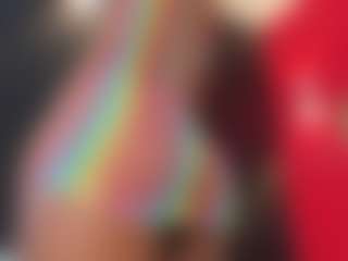 YayaHilton's Live Sex Cam Show