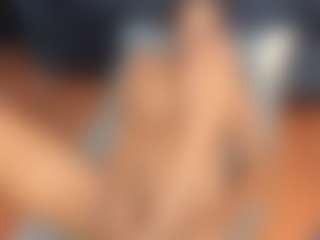 YayaHilton's Live Sex Cam Show