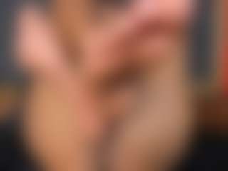 YayaHilton's Live Sex Cam Show