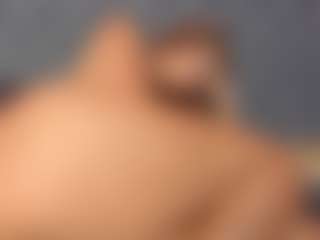 YayaHilton's Live Sex Cam Show