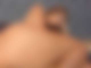 YayaHilton's Live Sex Cam Show