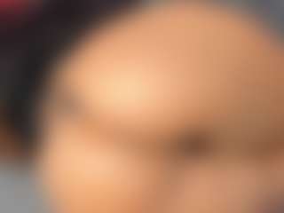YayaHilton's Live Sex Cam Show