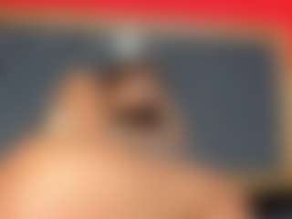 YayaHilton's Live Sex Cam Show