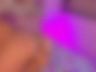 NataleValvet MILF webcam performer live streaming