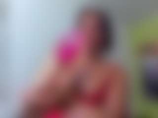 Live cam show with ashley-17 - Ebony on Camsoda | colombia