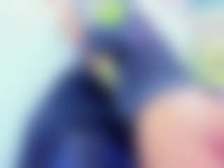 Live cam show with ashley-17 - Moaning on madthumbs