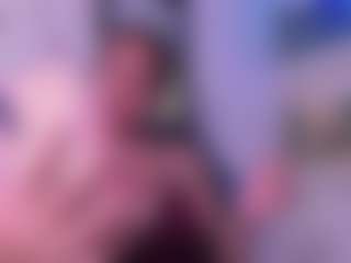 Live cam show with ashley-17 - Ebony on Camsoda | colombia