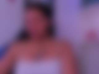ashley-17's Live Sex Cam Show
