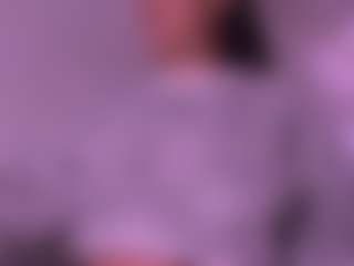 Live cam show with ashley-17 - Black Petite on livesuperchat.net