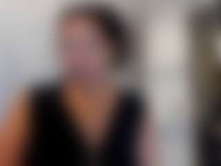 Live cam show with ashley-17 - Black Petite on SmokeAndPoke