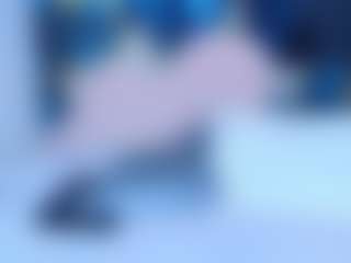 Live cam show with collett-t - Camel Toe on Gym Cam Girls