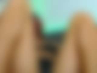 Live cam show with coralsantana - Ejaculation on CamSextacy