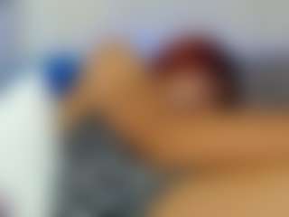 Live cam show with coralsantana - Muscular on Gym Cam Girls