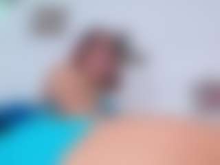Live cam show with coralsantana - Ejaculation on Soda Cam