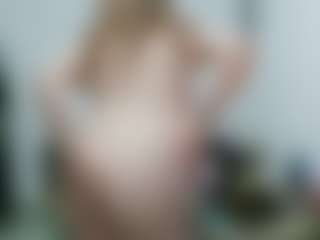 Live cam show with Curly-greeneyed - Tittyfuck on fapnchat