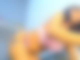 Live cam show with miachanel421 - Double Penetration on Pornisteam.com
