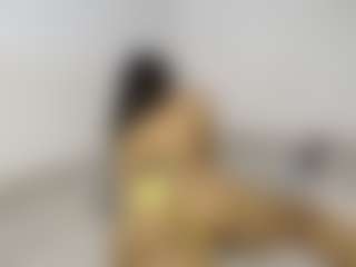 miachanel421's Live Sex Cam Show