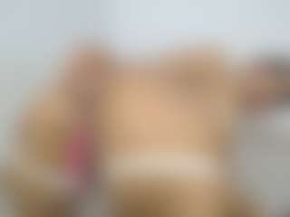 miachanel421's Live Sex Cam Show