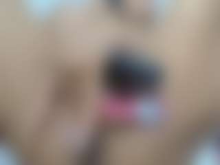 miachanel421's Live Sex Cam Show