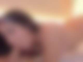 Live cam show with Miia-blaze - Oil on nudelive.tv