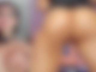 Live cam show with Sara-evans03 - Gagging on CamSextacy