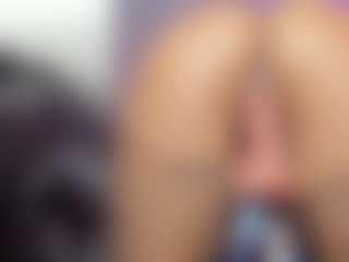 Sara-evans03's Live Sex Cam Show