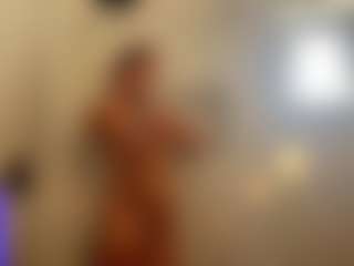 Live cam show with Scarlett Moonmuse - Latina on Sex Cam Show