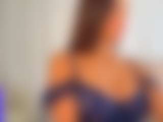 Live cam show with Scarlett Moonmuse - Fingering on Camsoda