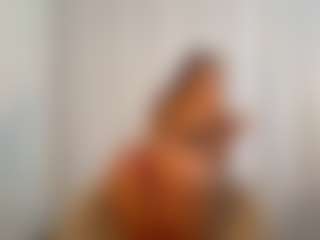 Live cam show with Scarlett Moonmuse - Fingering Latina on Sweet Sext