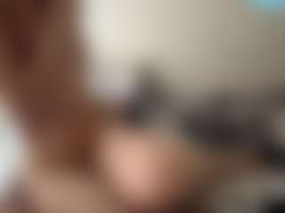 SharronHelzer's Live Sex Cam Show