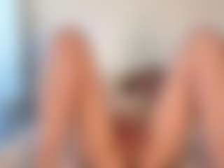 SharronHelzer's Live Sex Cam Show
