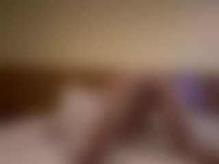 Live cam show with SharronHelzer - Ass Bouncing on Camsoda
