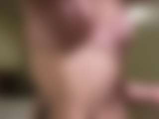 Live cam show with SharronHelzer - Brown Hair on AdultVida.com