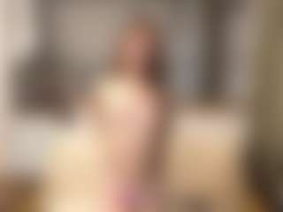 Live cam show with SharronHelzer - White on CamwithHer | france