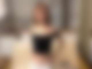 Live cam show with SharronHelzer - College on AdultVida.com