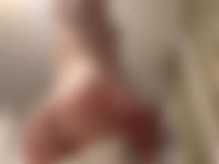 Live cam show with SharronHelzer - Thin on Mixed Magazine Live