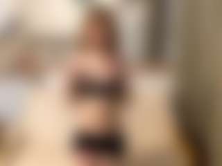 Live cam show with SharronHelzer - Teen (18+) on CSO-WL
