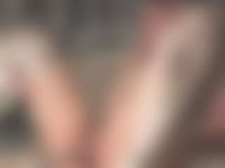 Live cam show with SuccubusRoom - Chubby on studioflirtlive.com