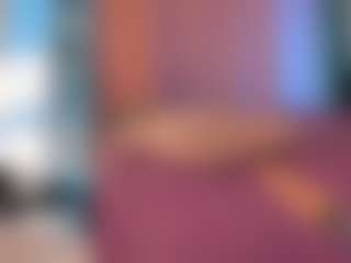 Live cam show with Webpetite - Thin on milfzrlive.com