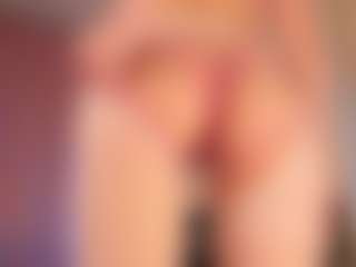 Live cam show with Webpetite - Thin on Camsoda