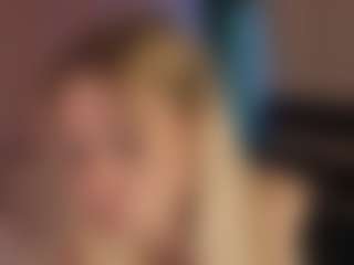 Live cam show with Webpetite - Gagging on Milfs Live